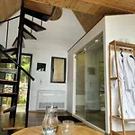 אכסניה Paradise