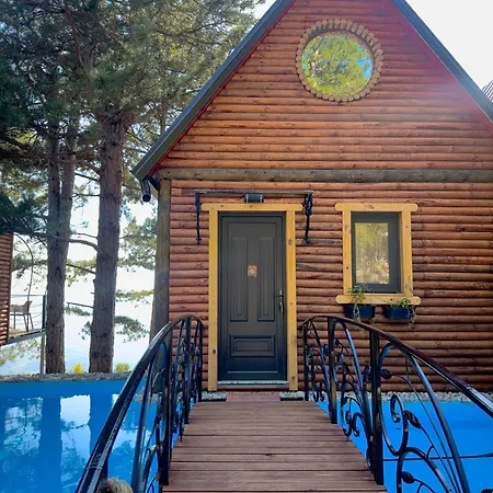Dajti Paradise Hotel 4*
